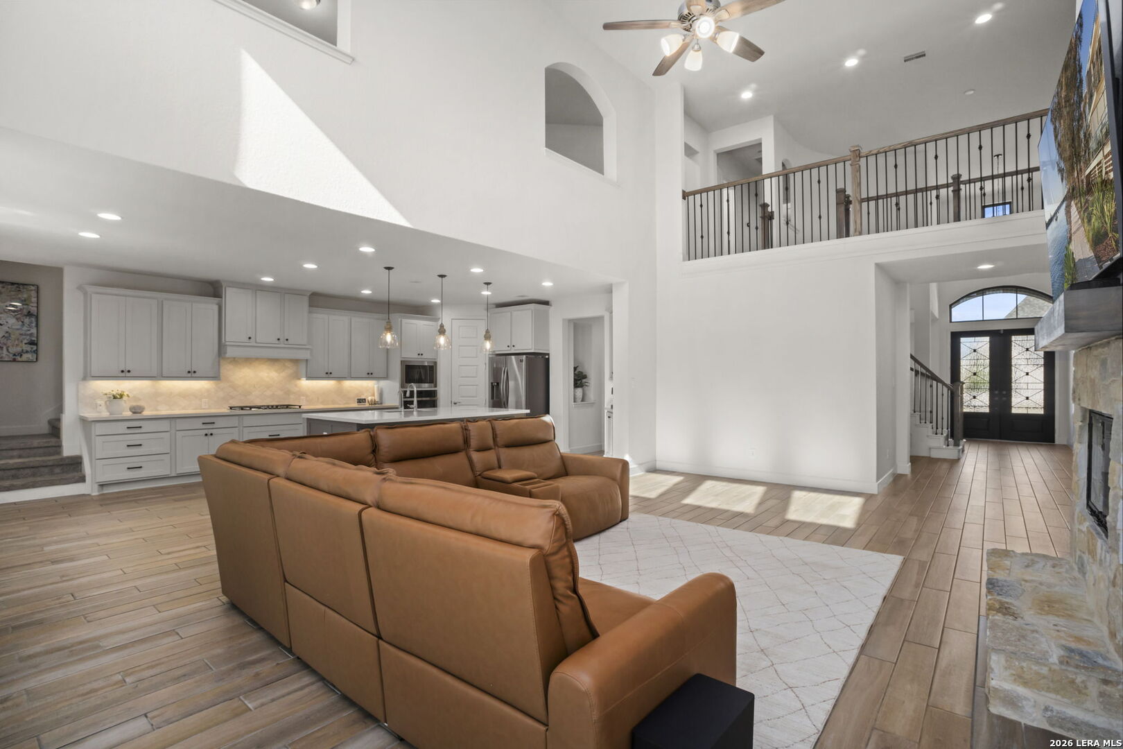 30121 Valley Run