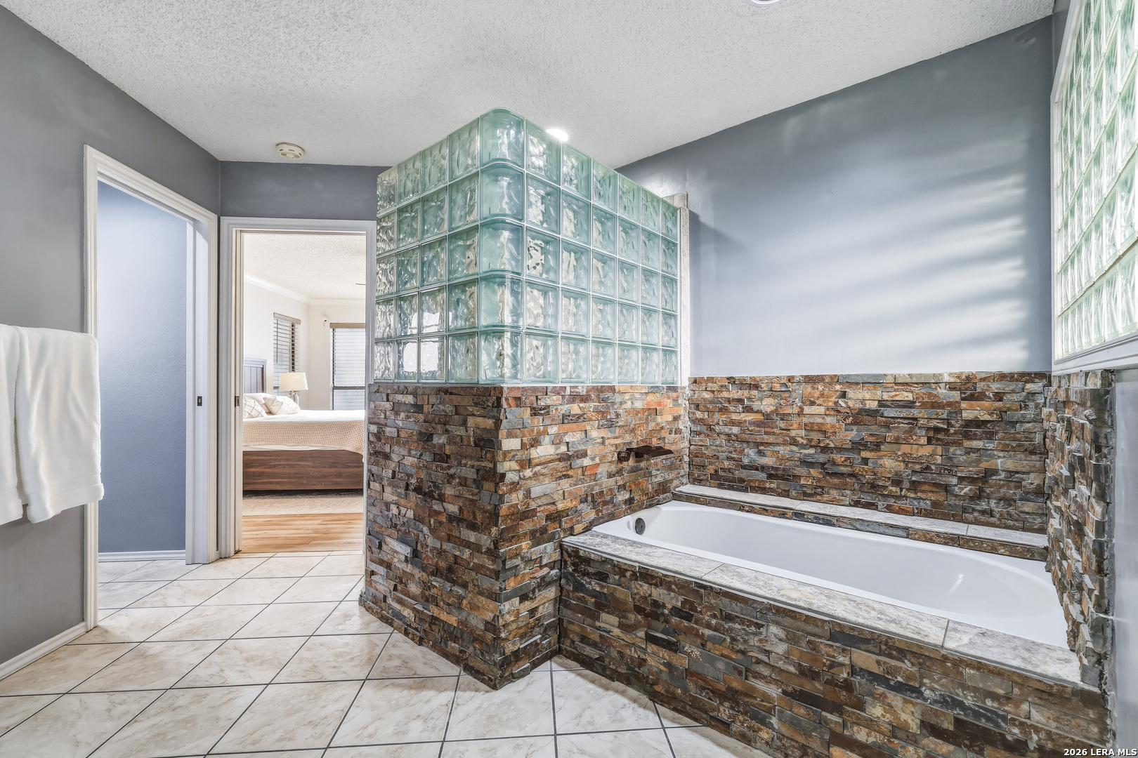 106 Kettle Cove