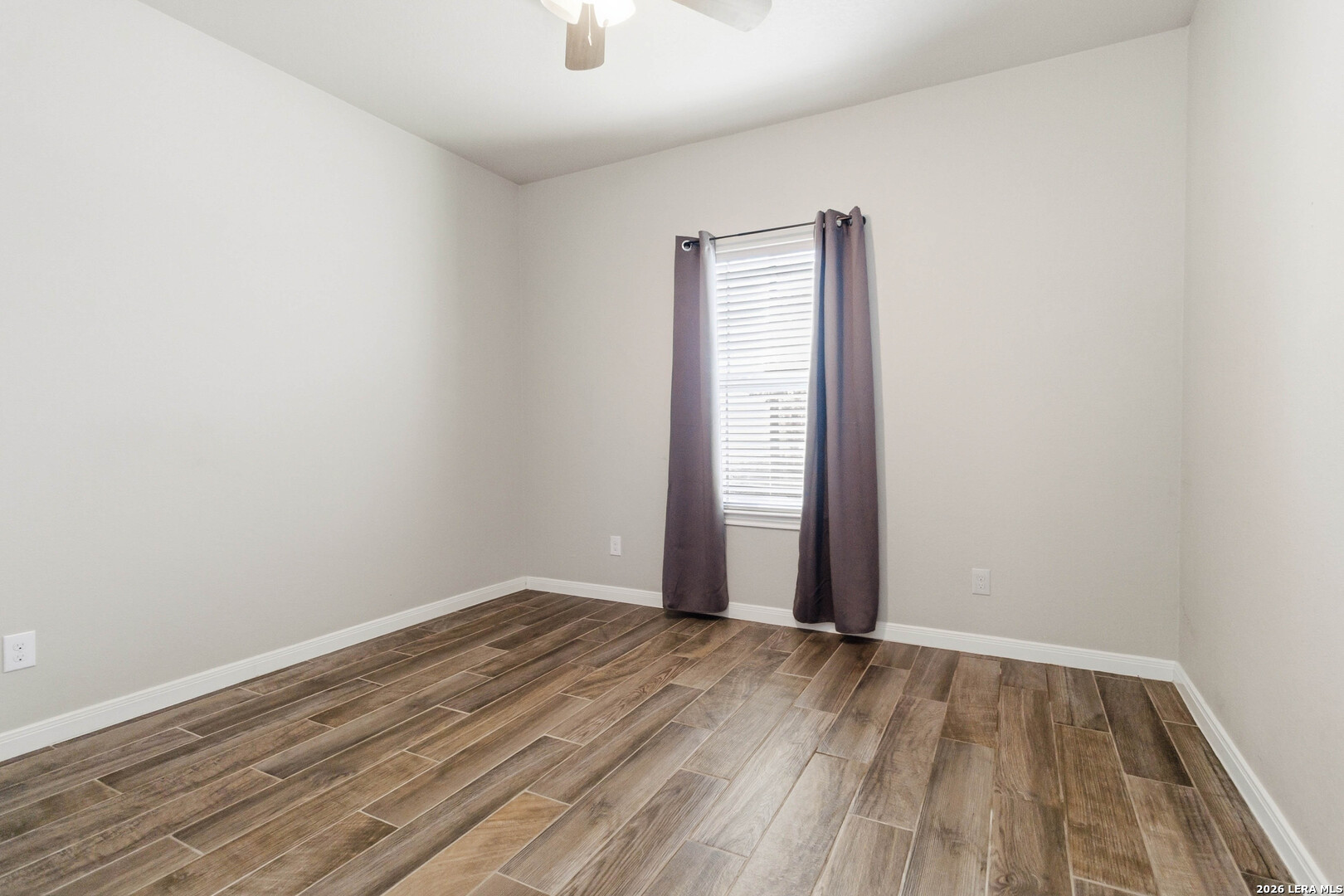 570 Forest Crest
