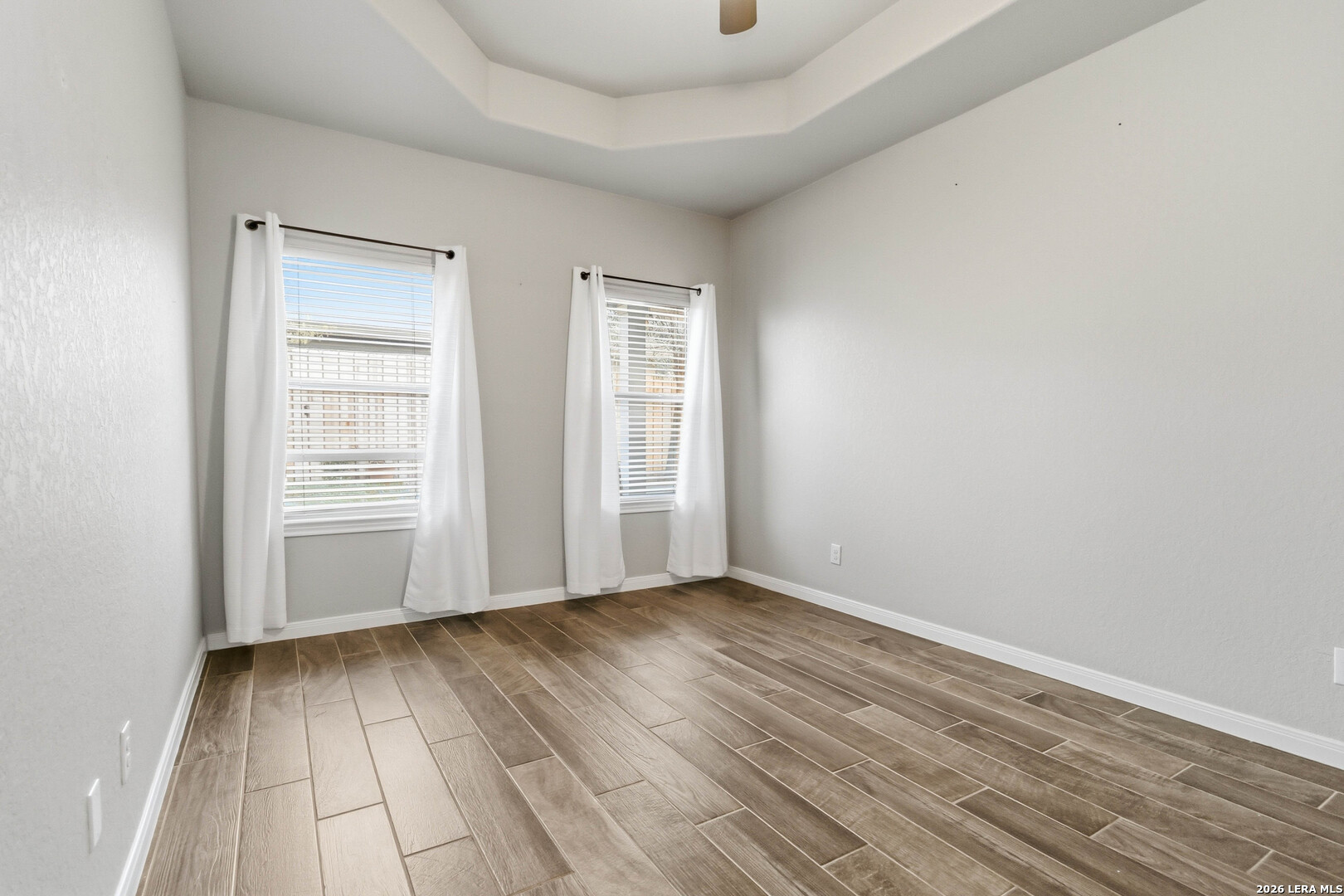 570 Forest Crest