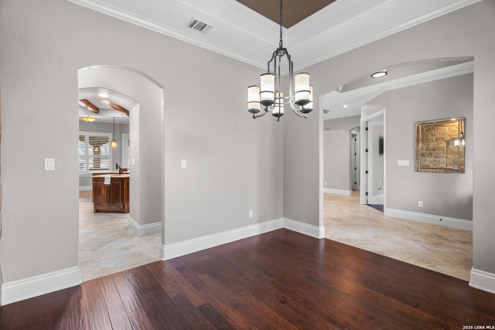 167 Bentwood