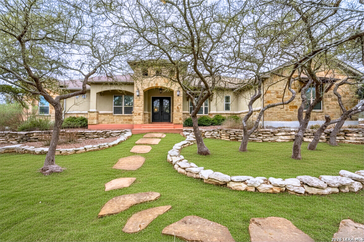 167 Bentwood