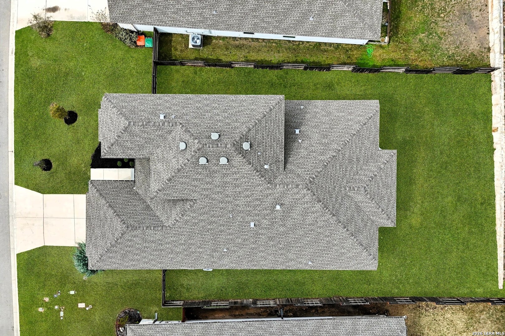 1538 Escarpment