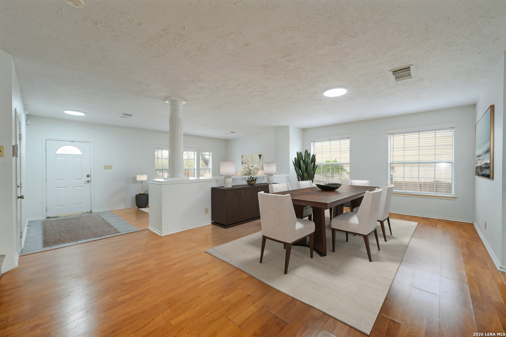 15718 Knollvista