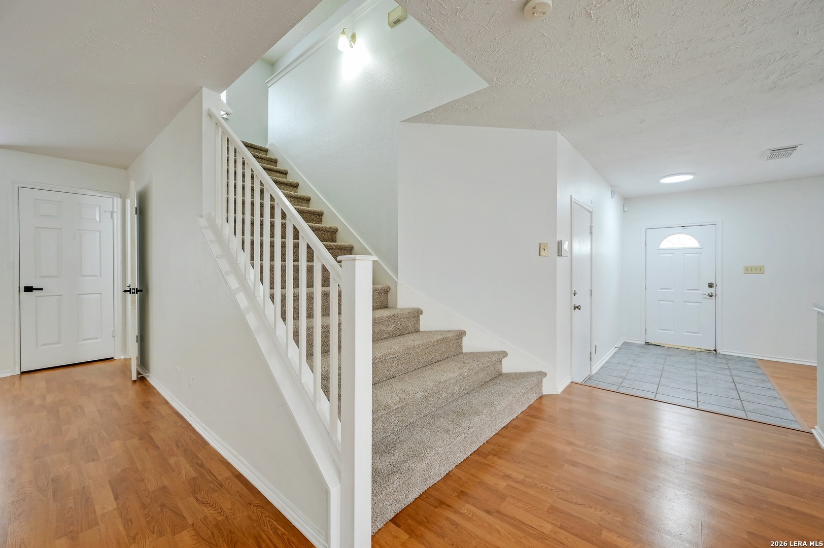 15718 Knollvista