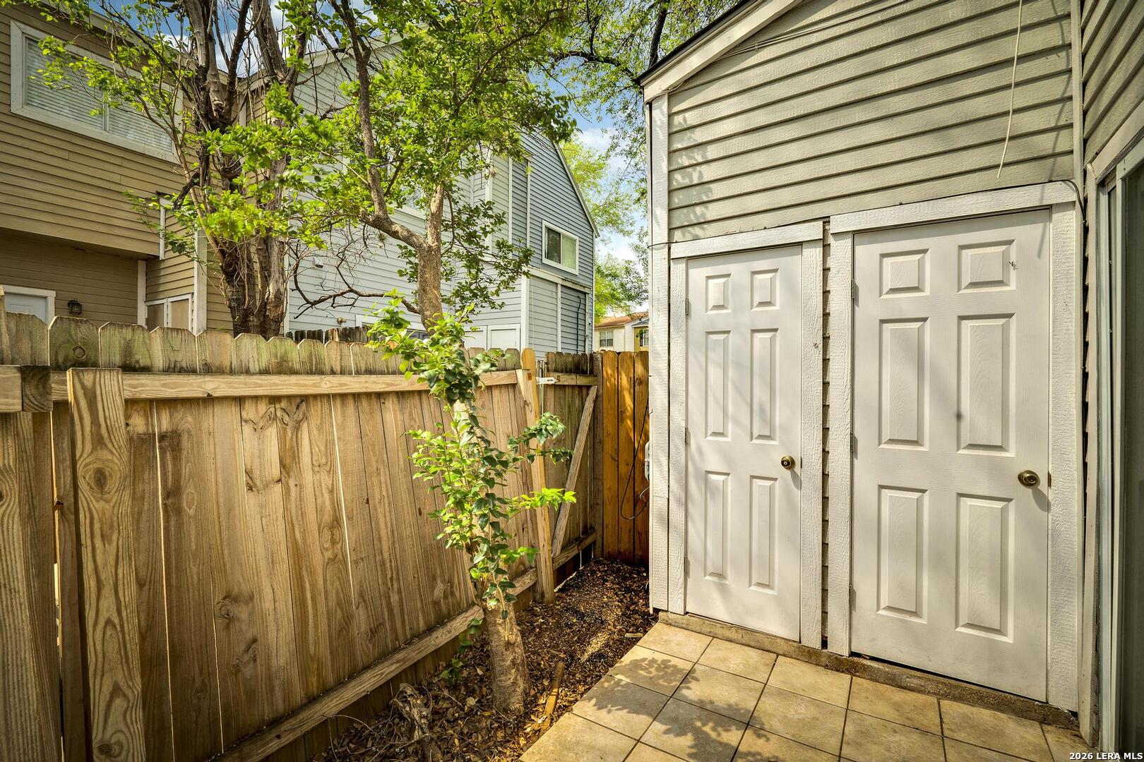 1804 Garys Park