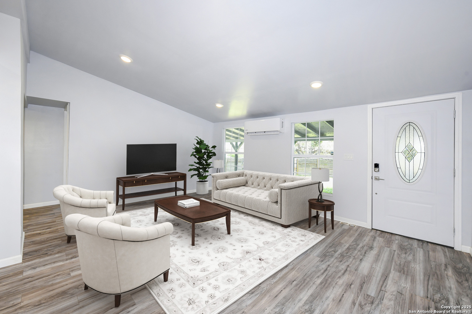 600 Dawnridge Drive
