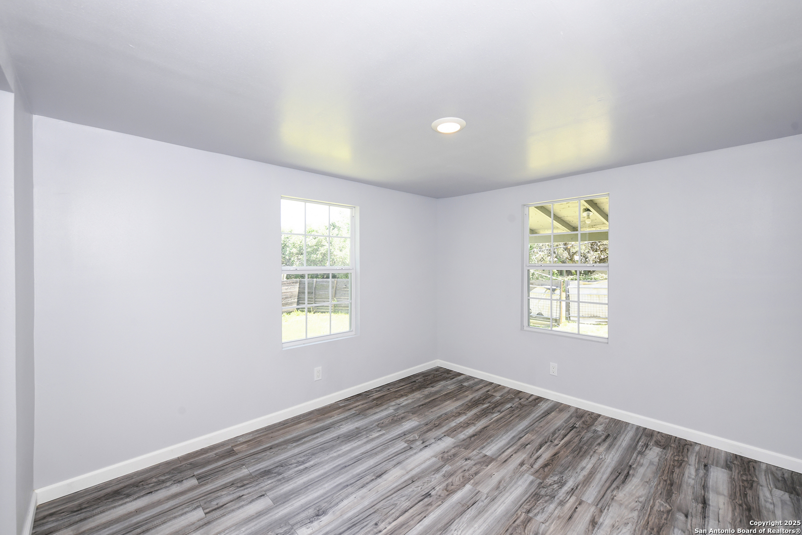 600 Dawnridge Drive