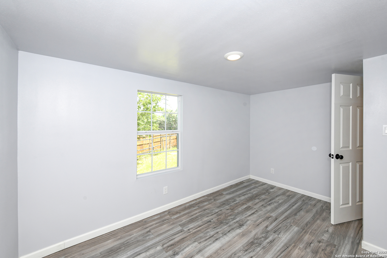 600 Dawnridge Drive