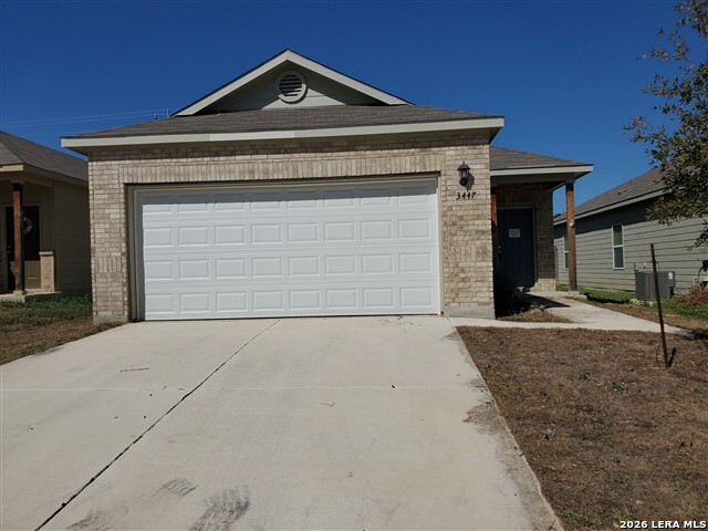 3447 Redbud Grove