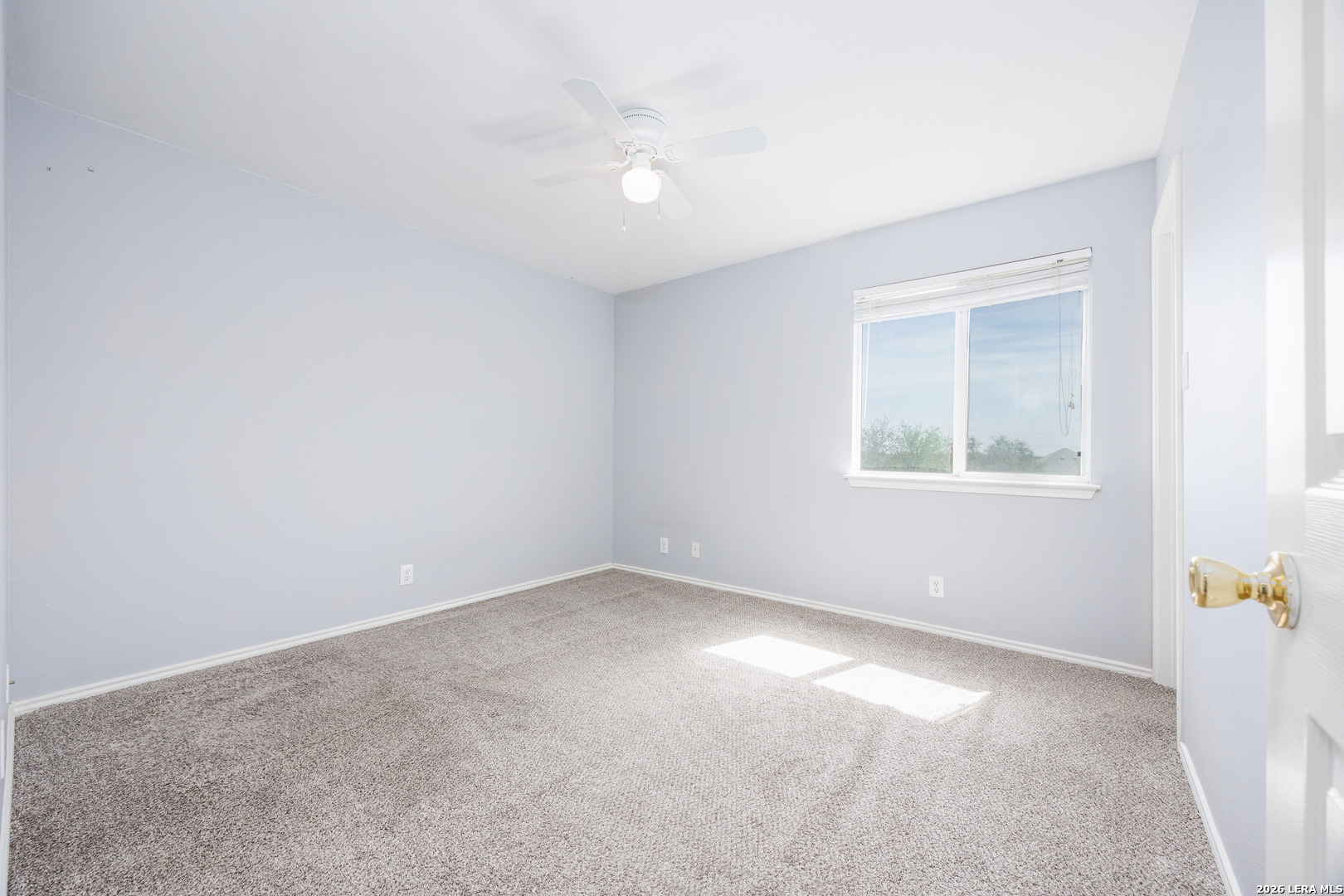 2438 Encino Cedros