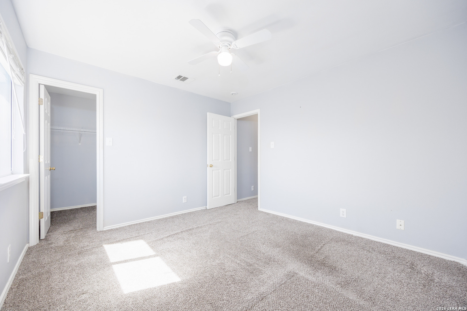 2438 Encino Cedros
