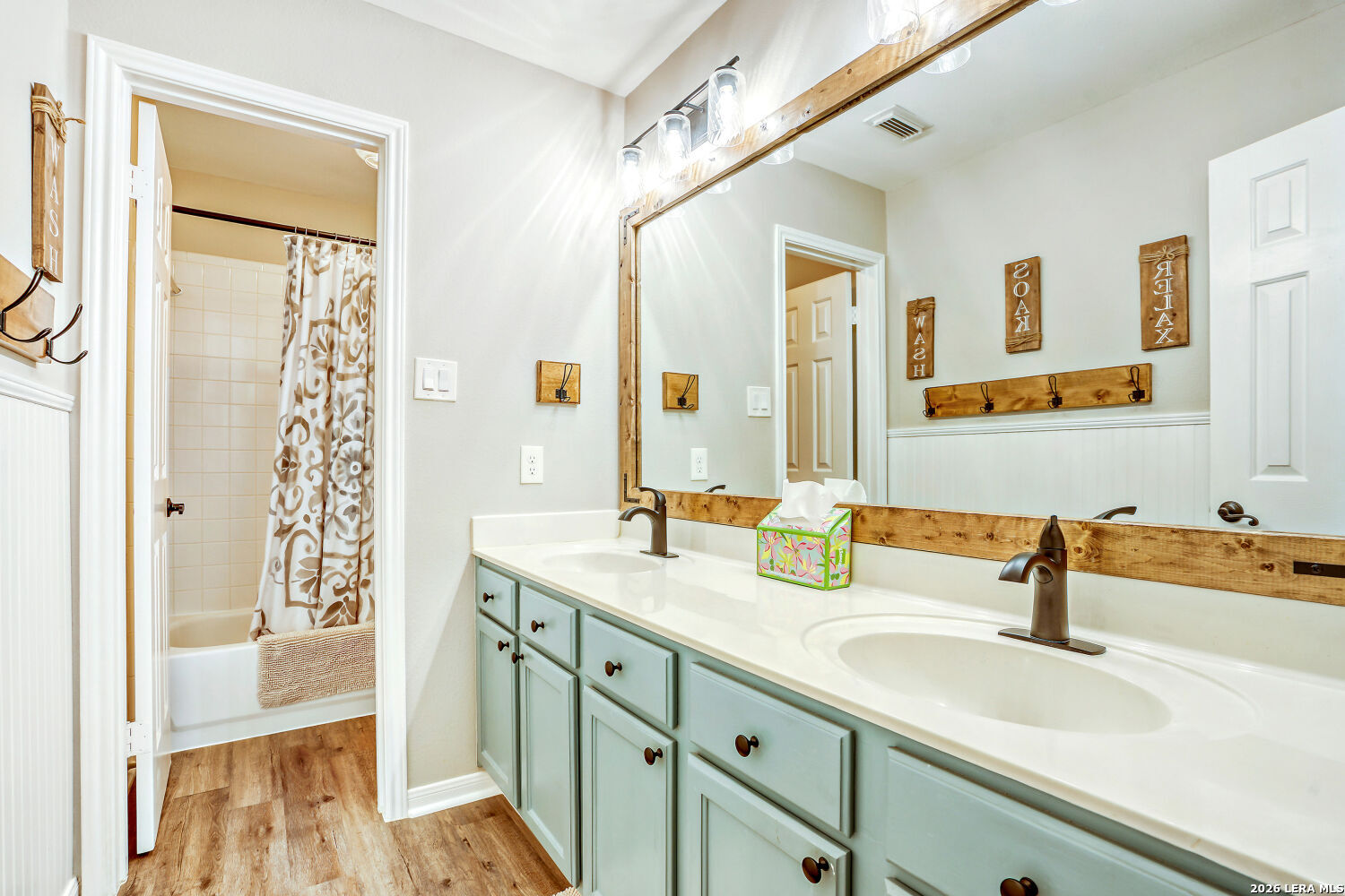13526 Orchard Ridge