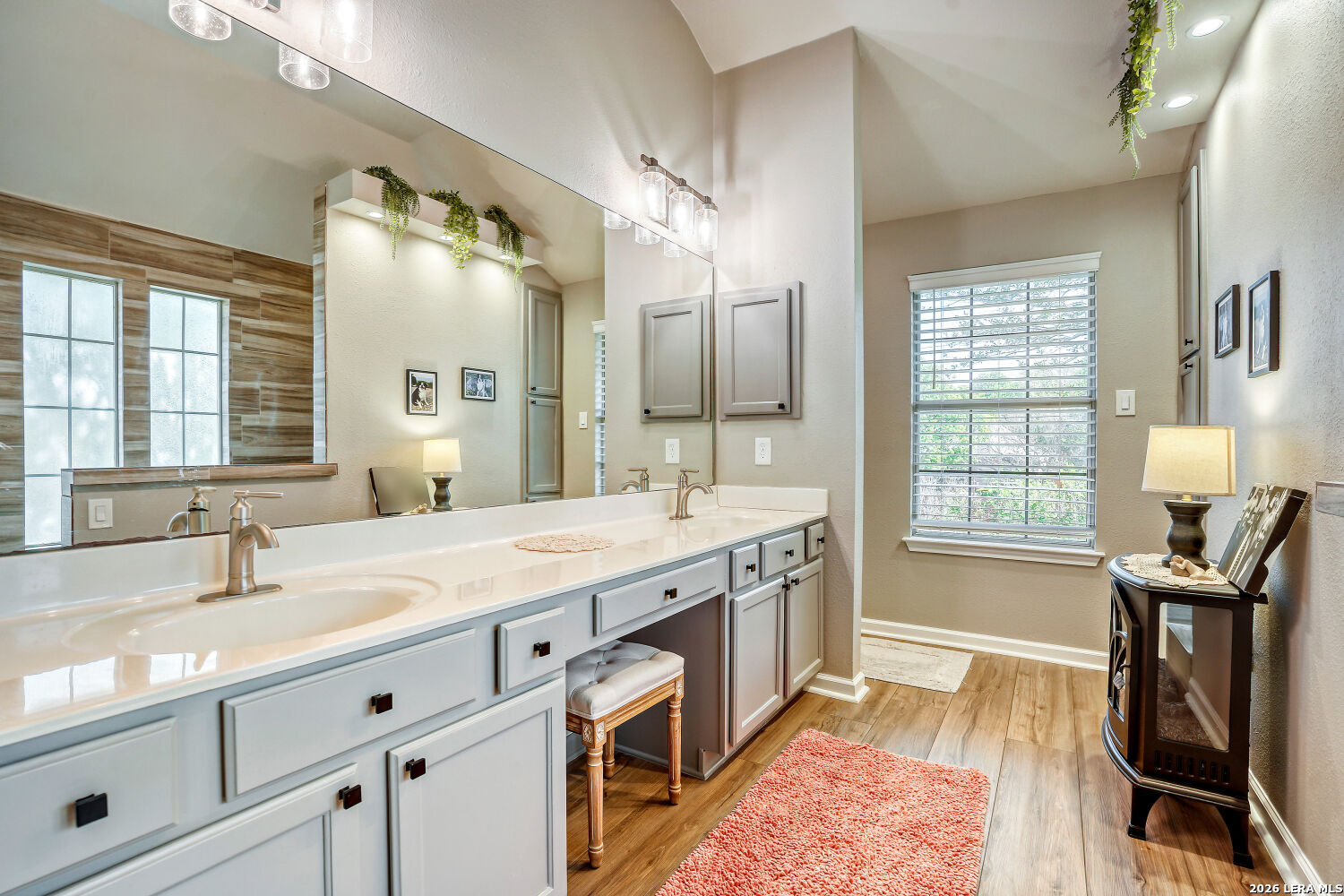 13526 Orchard Ridge