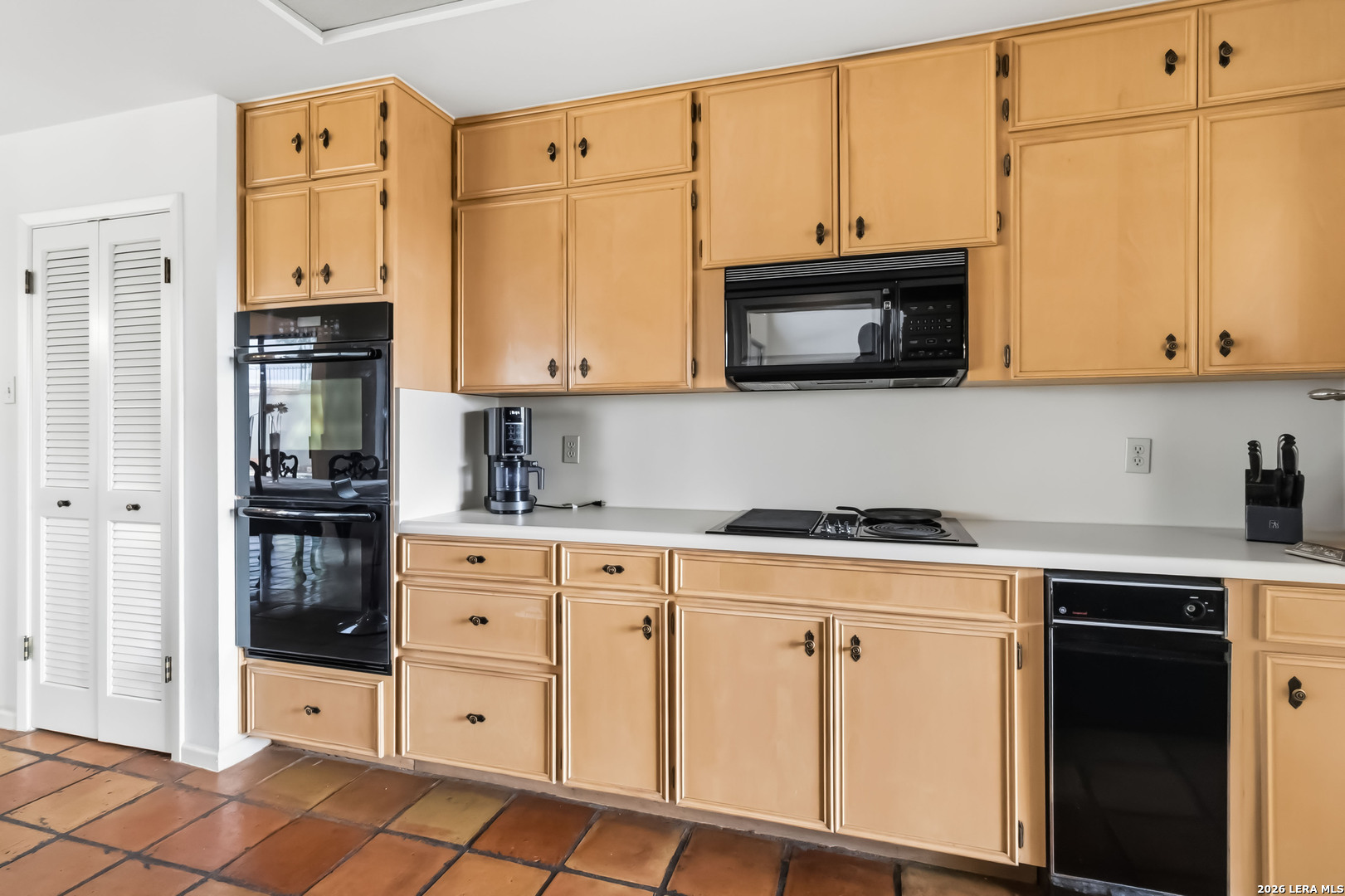 7609 N Songbird