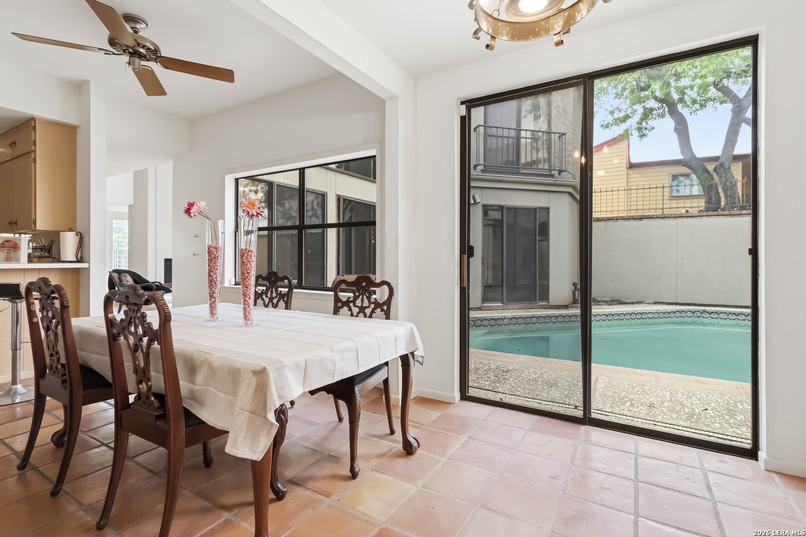 7609 N Songbird