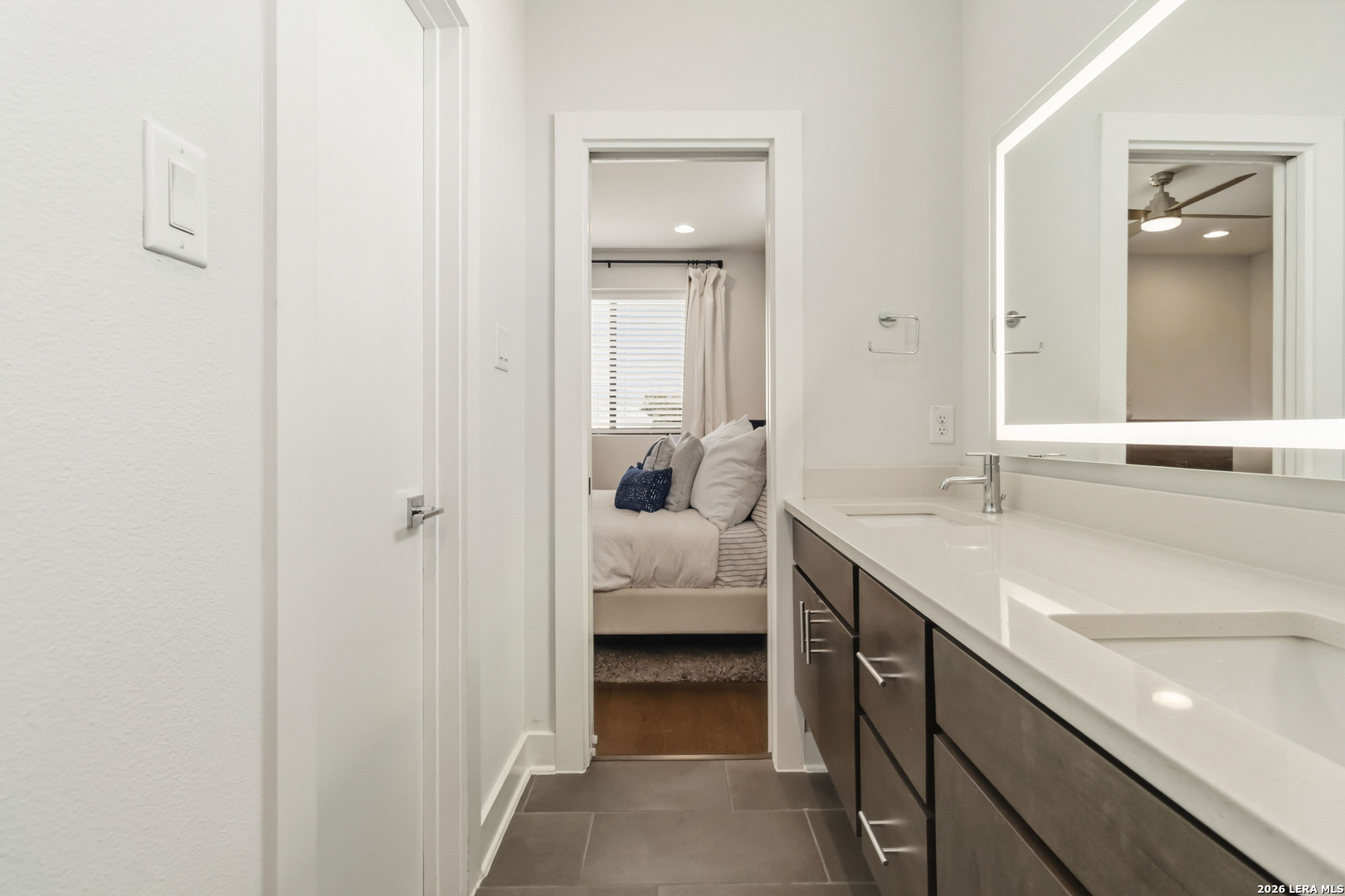 303 W Cypress Unit 101
