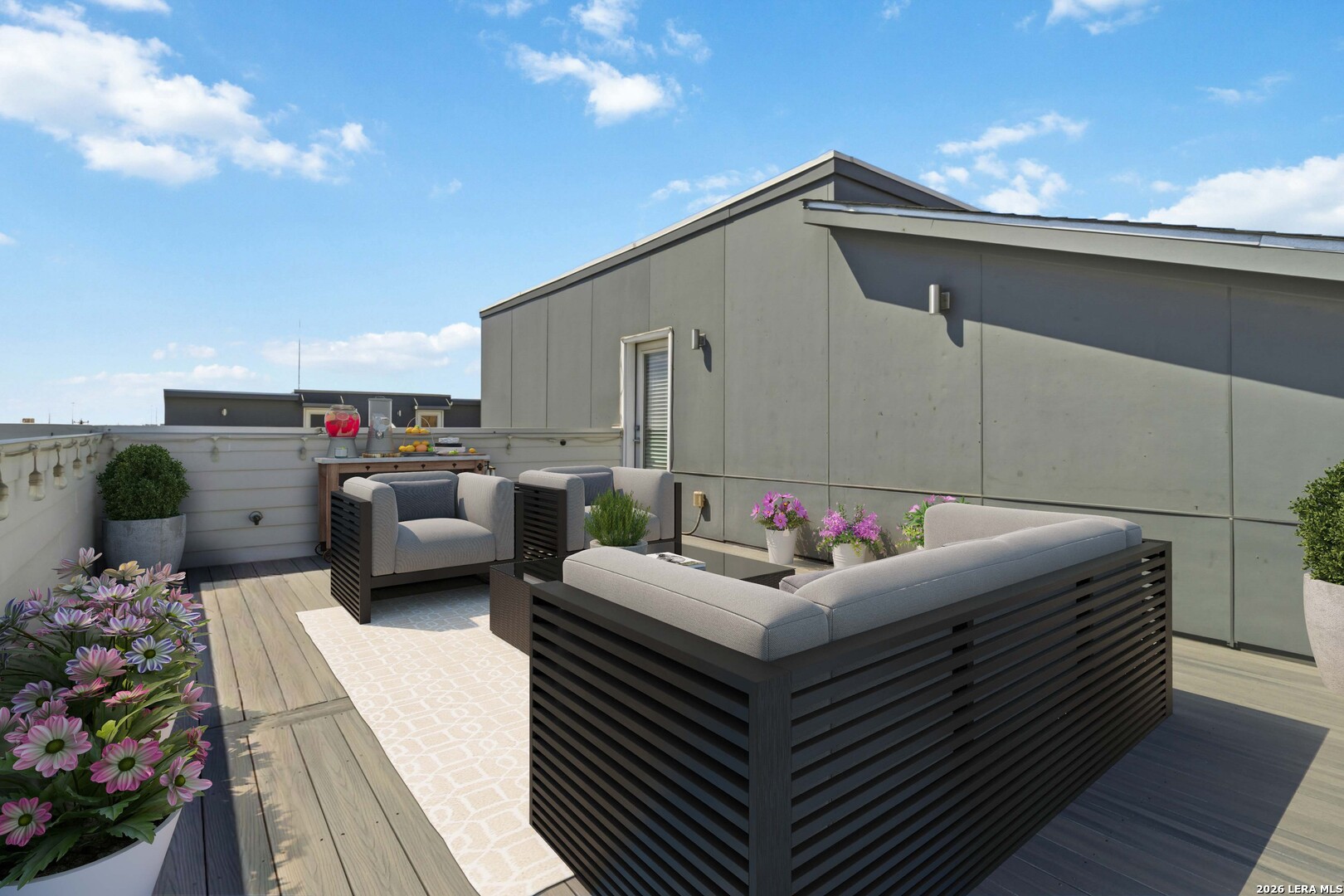 303 W Cypress Unit 101