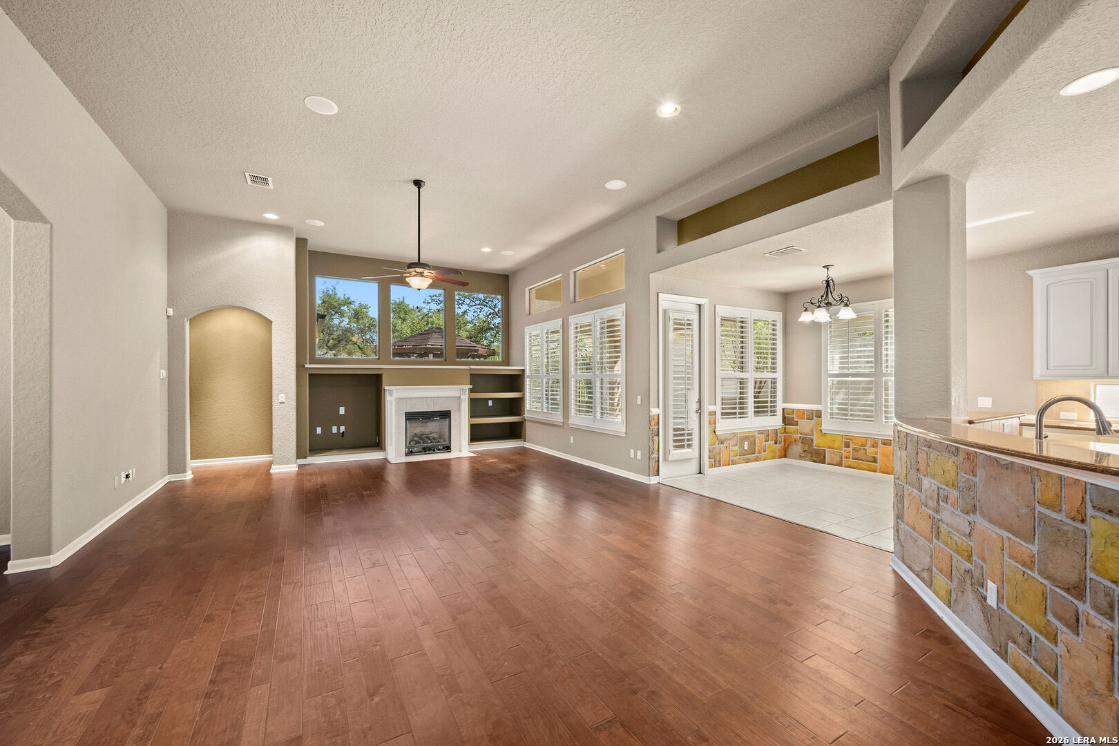 111 Garden Trace