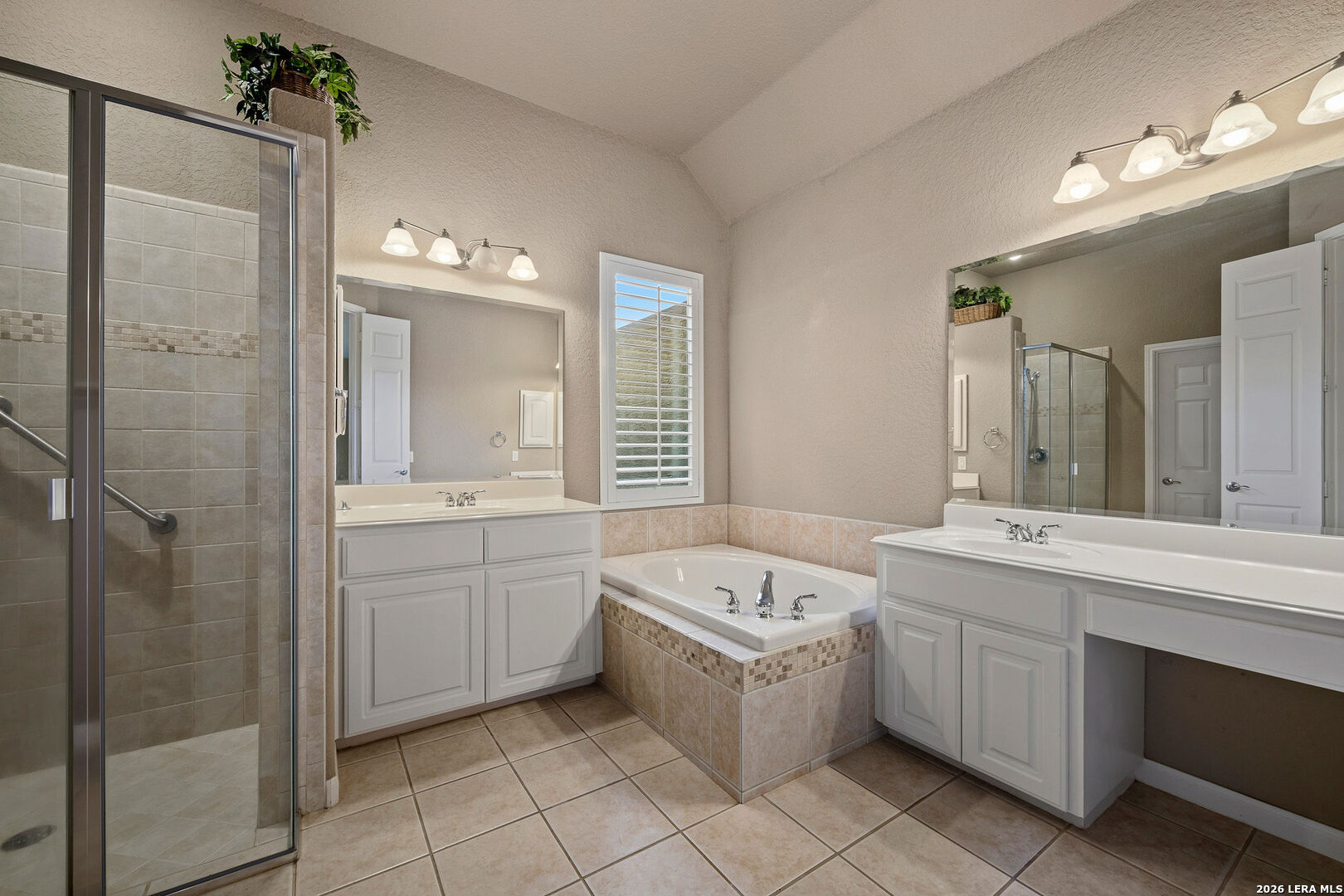 111 Garden Trace