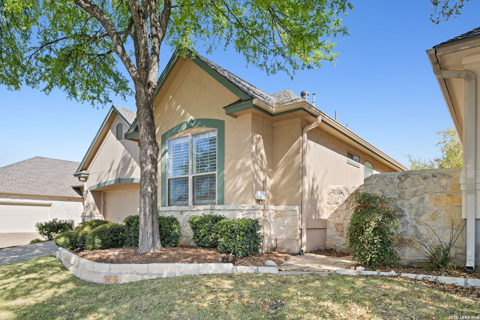 111 Garden Trace