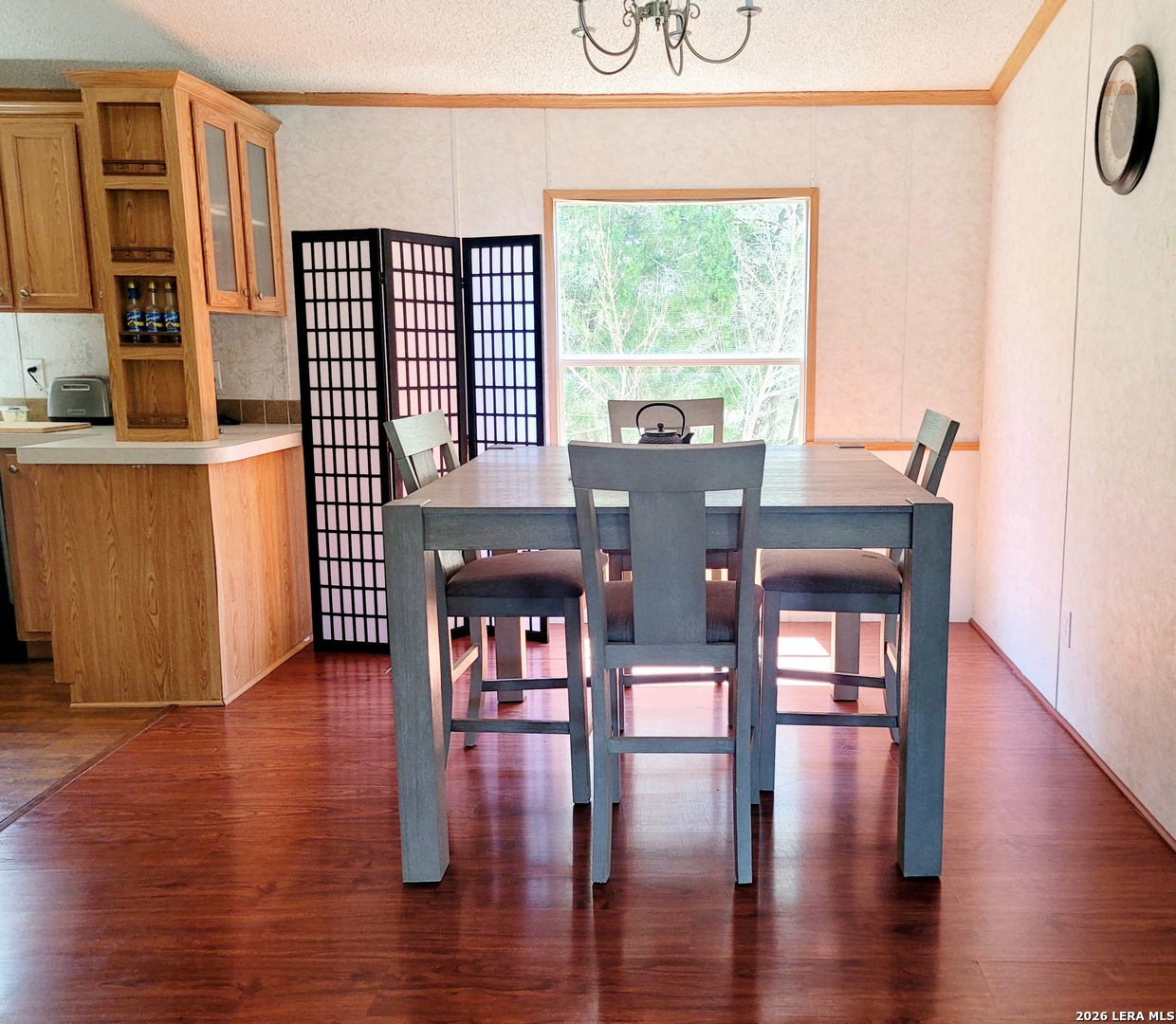 885 Brushy Creek