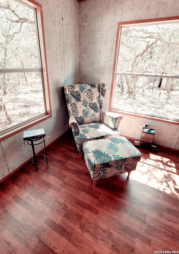 885 Brushy Creek
