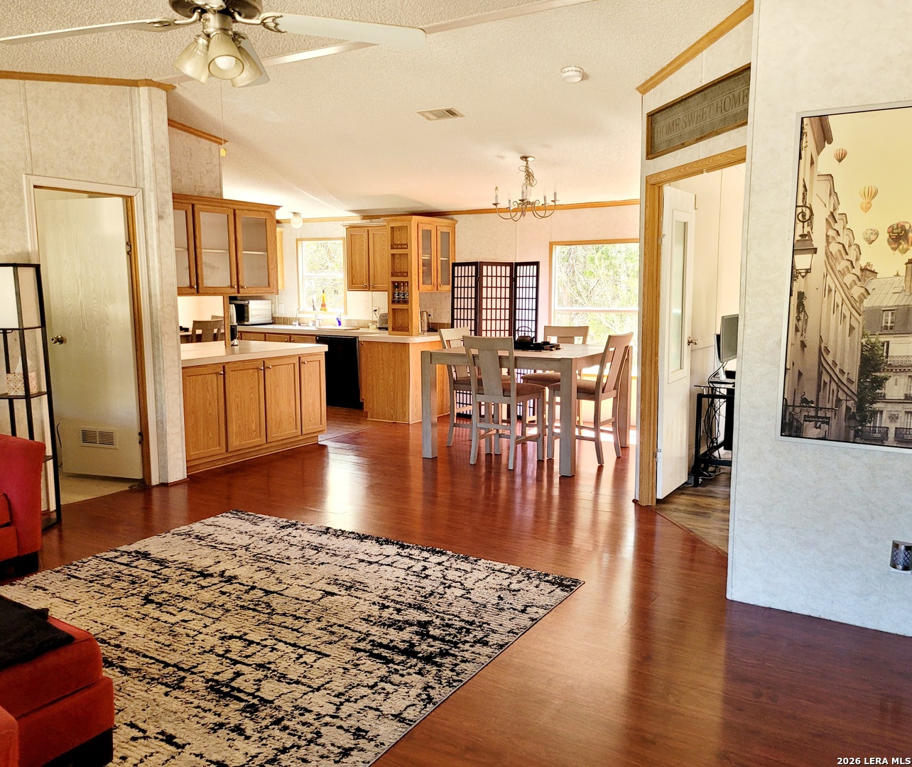 885 Brushy Creek