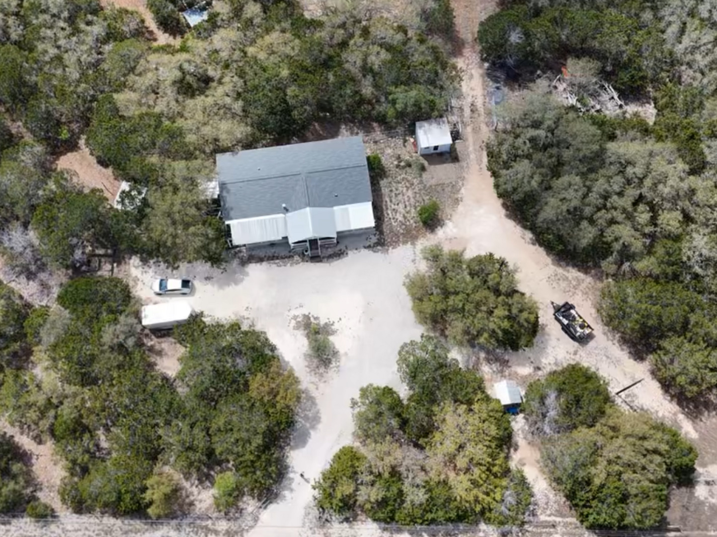 885 Brushy Creek