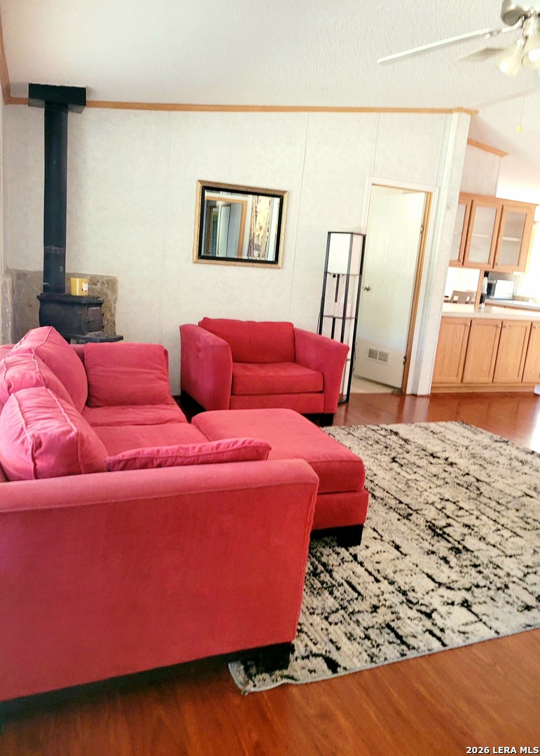 885 Brushy Creek