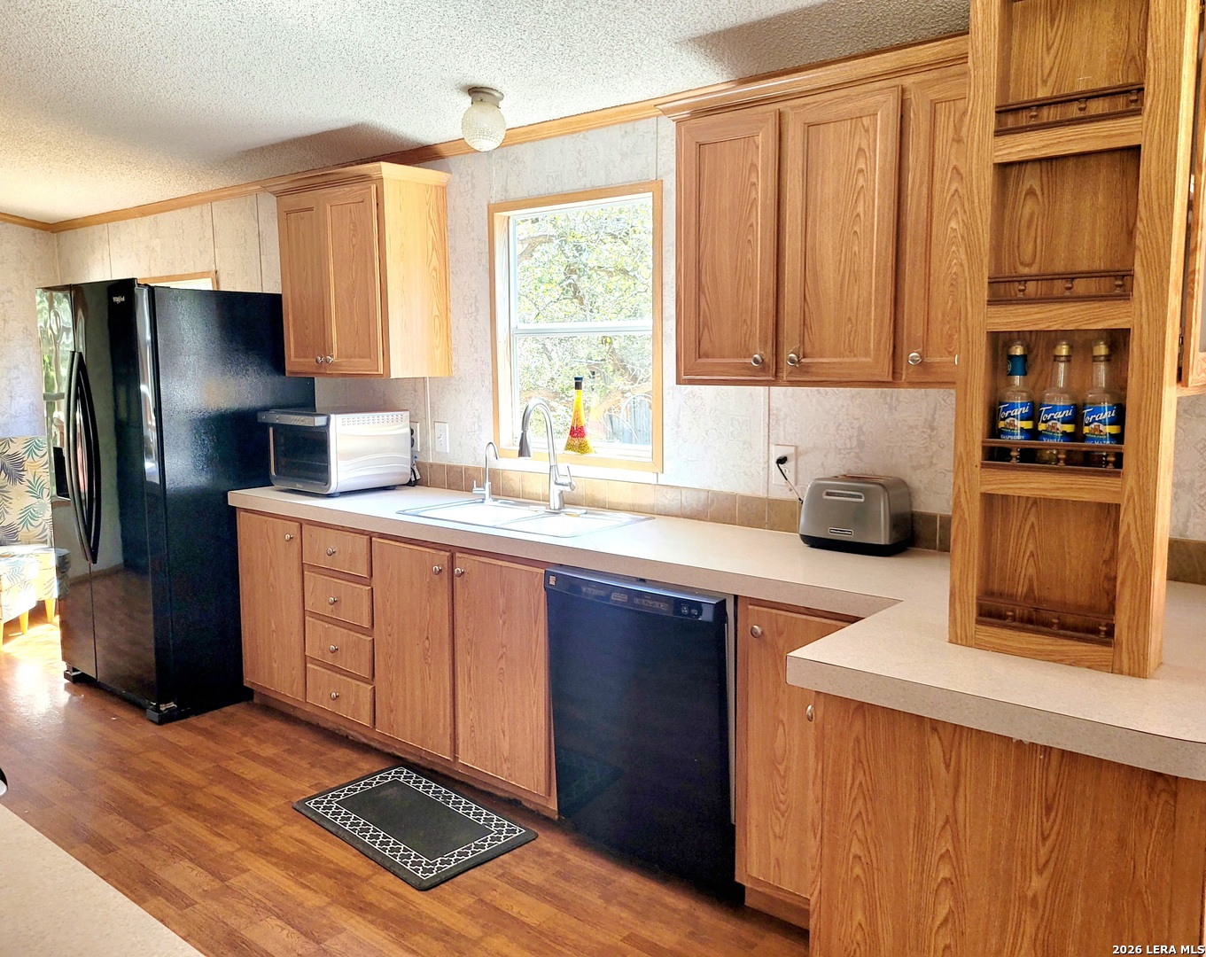 885 Brushy Creek