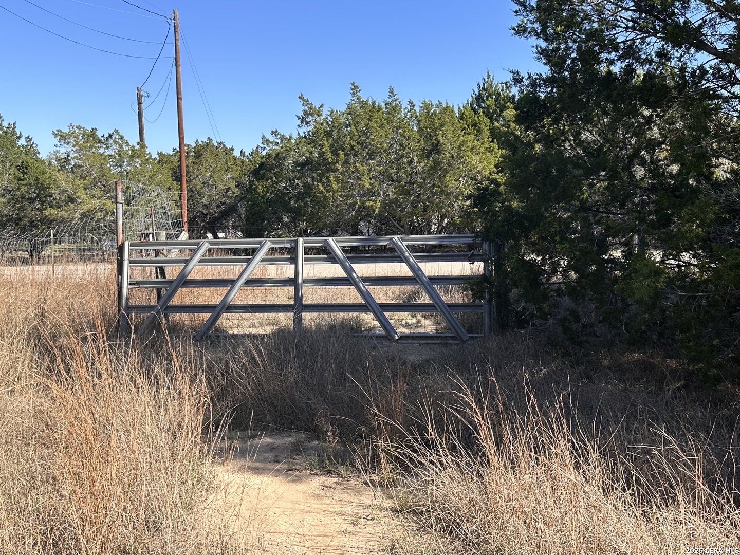 885 Brushy Creek