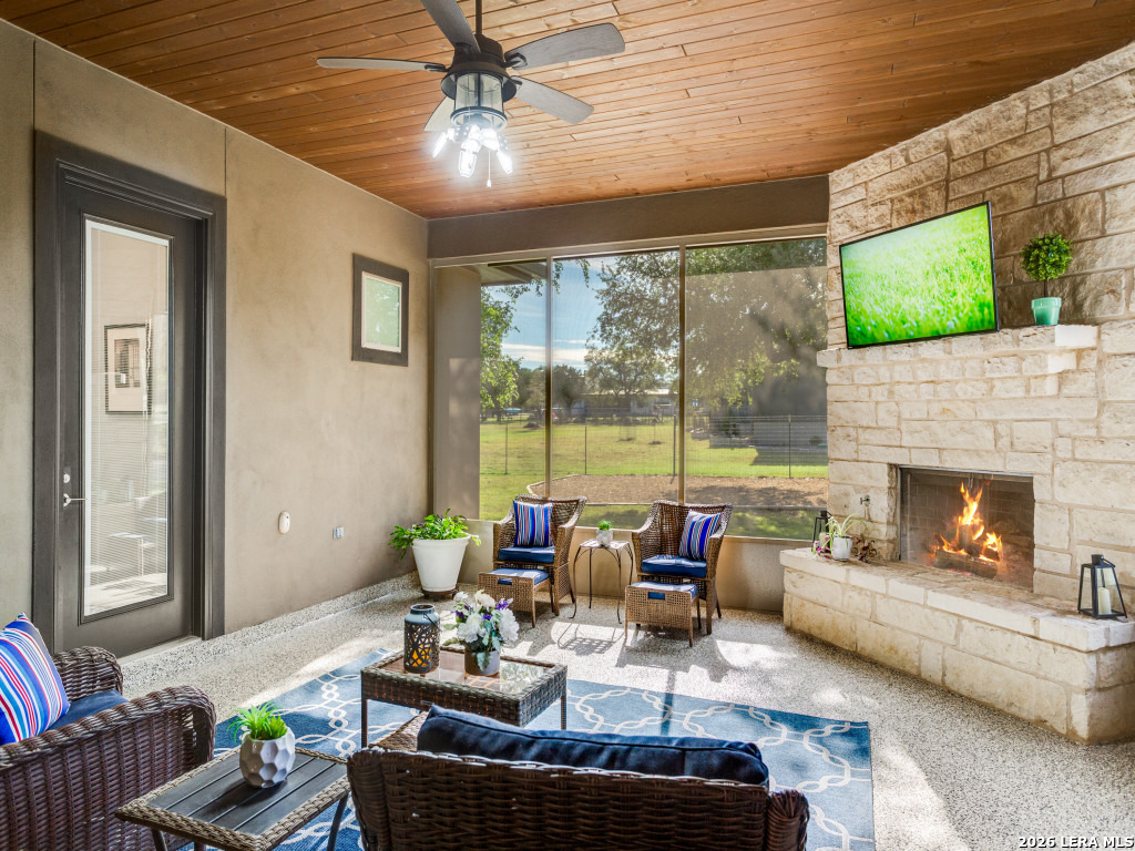 312 Lantana Crossing