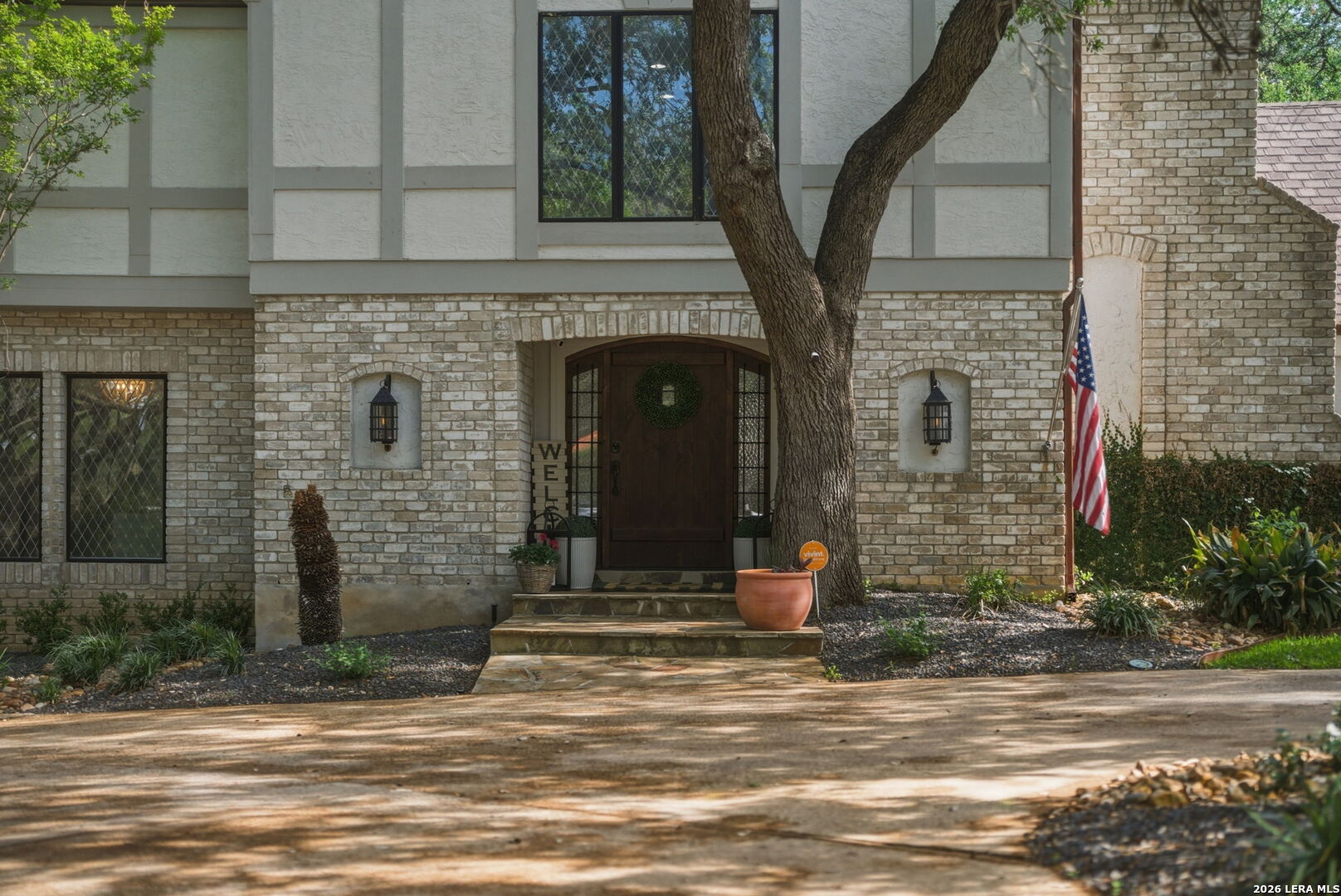 13702 Bluffmont