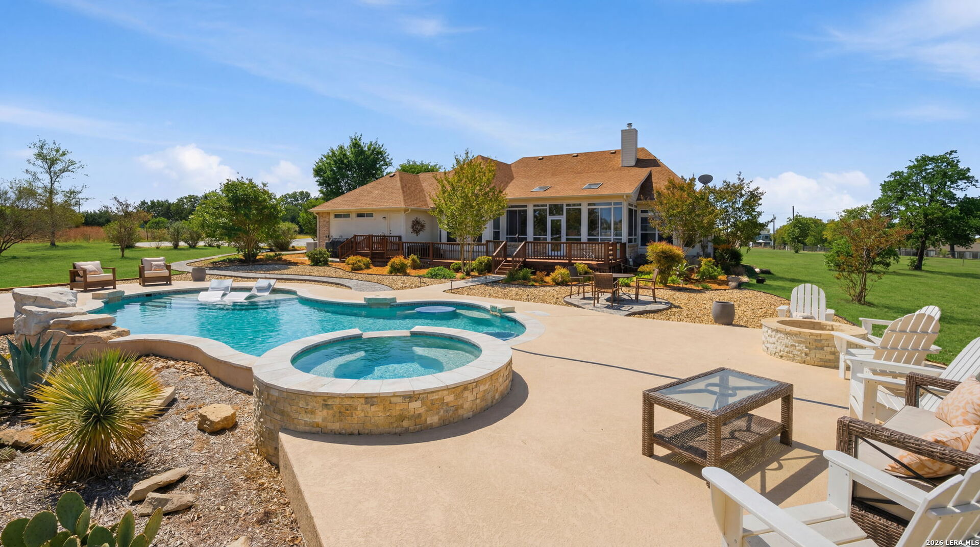 126 Juniper Ln
