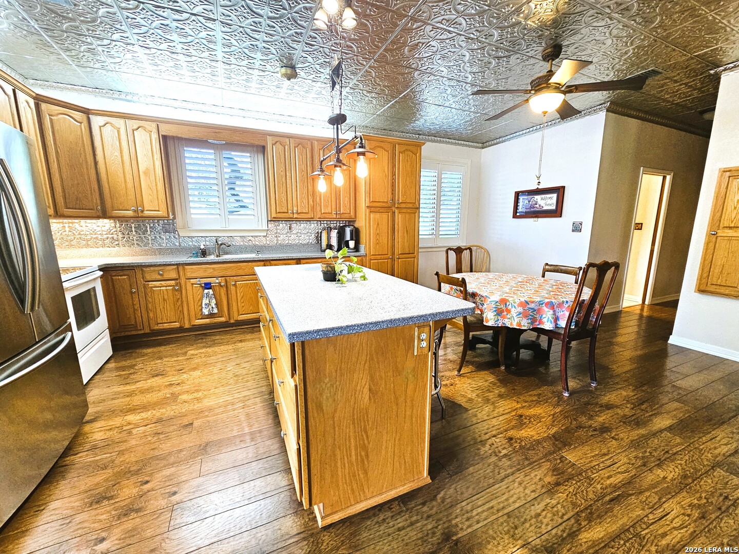 799 COUNTY ROAD 6612