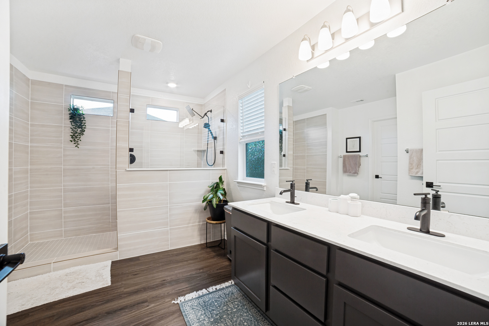 7974 HANGING BR