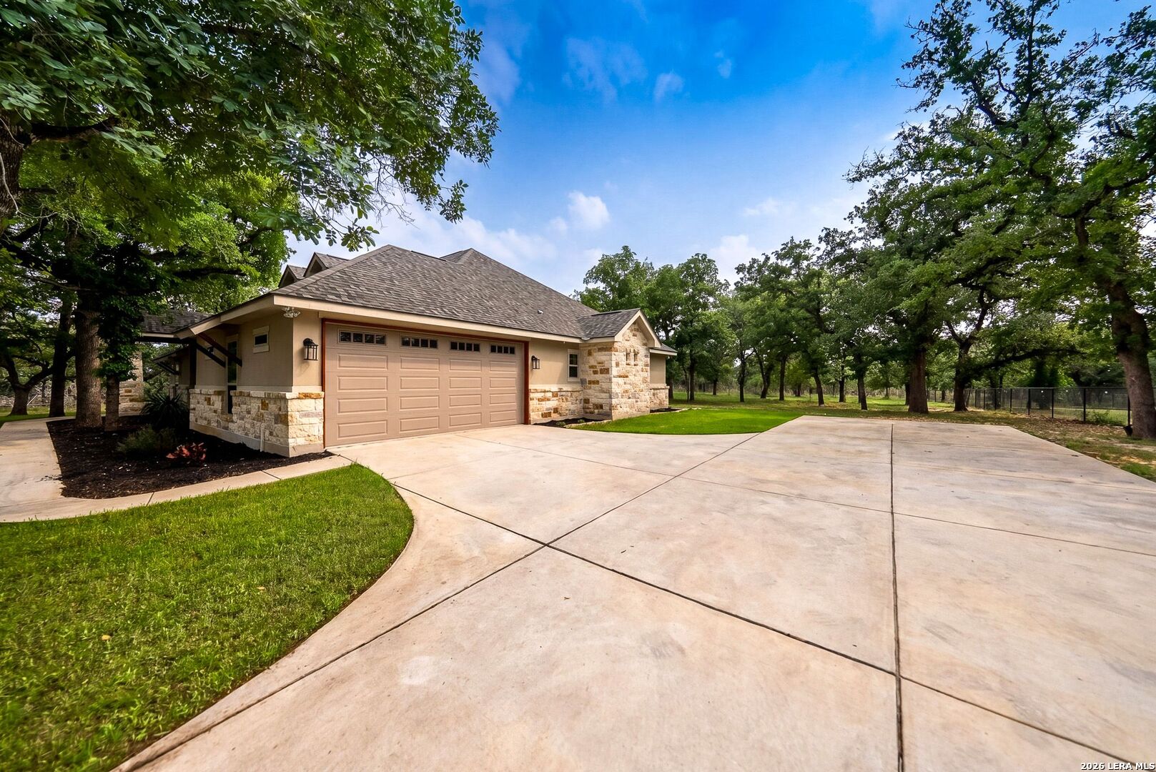 156 Crescent Ridge