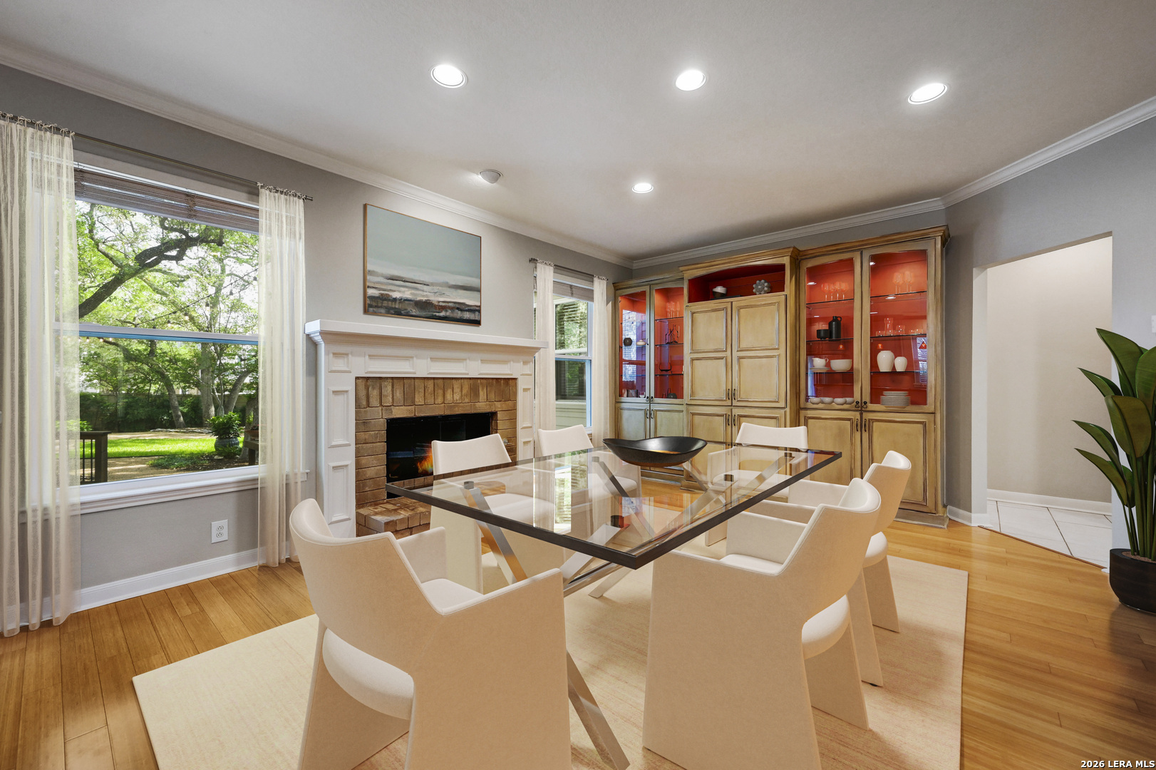 2051 Oak Mist