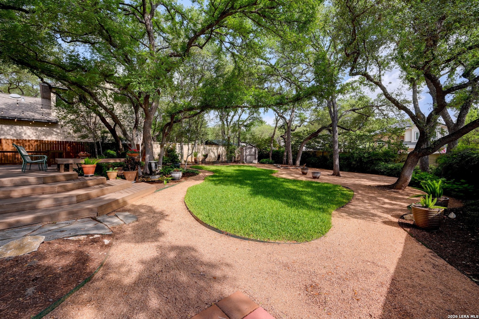 2051 Oak Mist