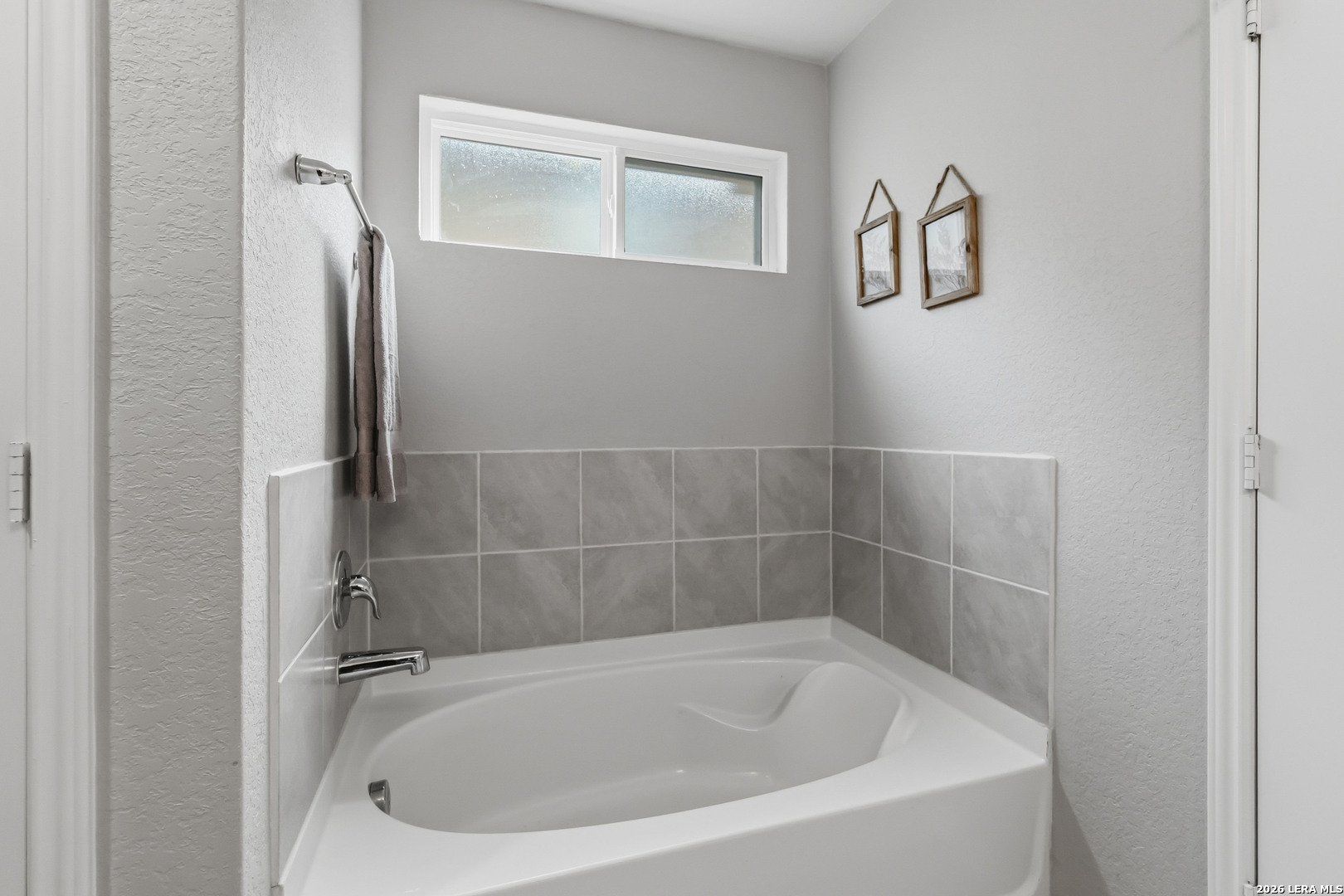 29555 Copper Gate