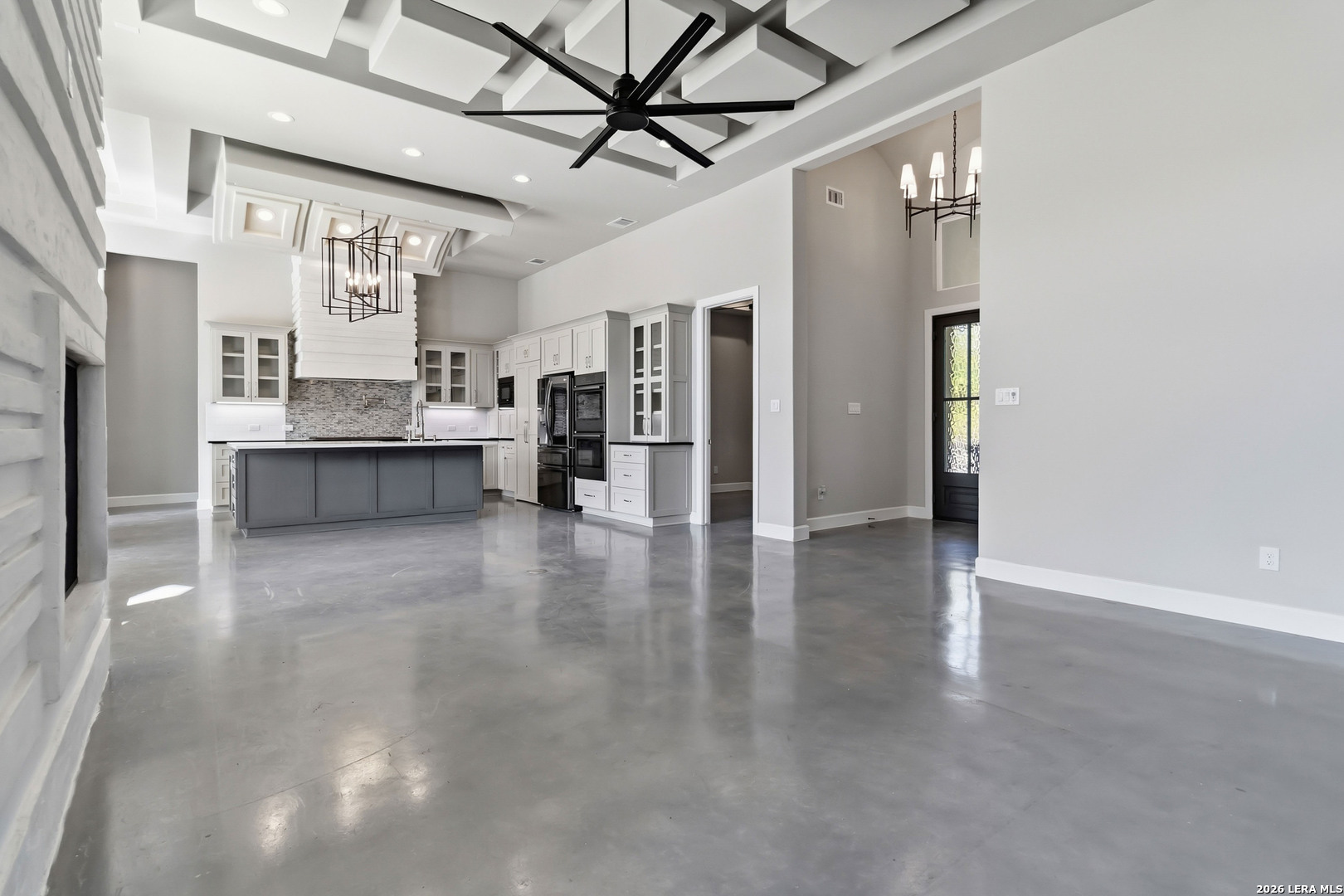 922 MAXIMINO RIDGE RD