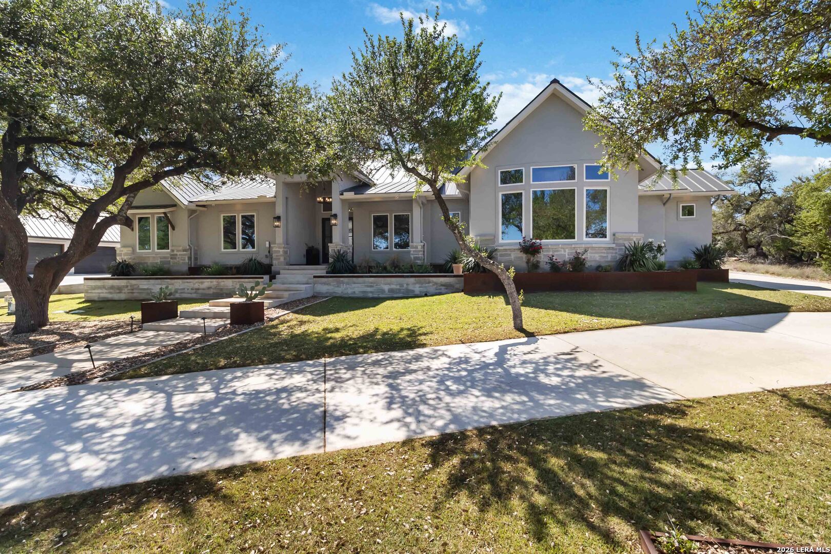 922 MAXIMINO RIDGE RD