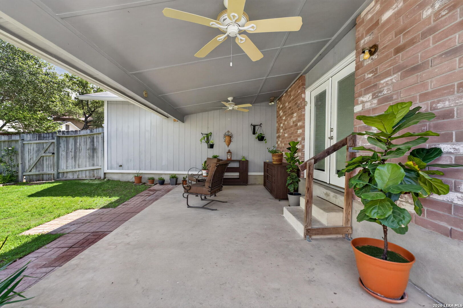 5763 Cedar Cove