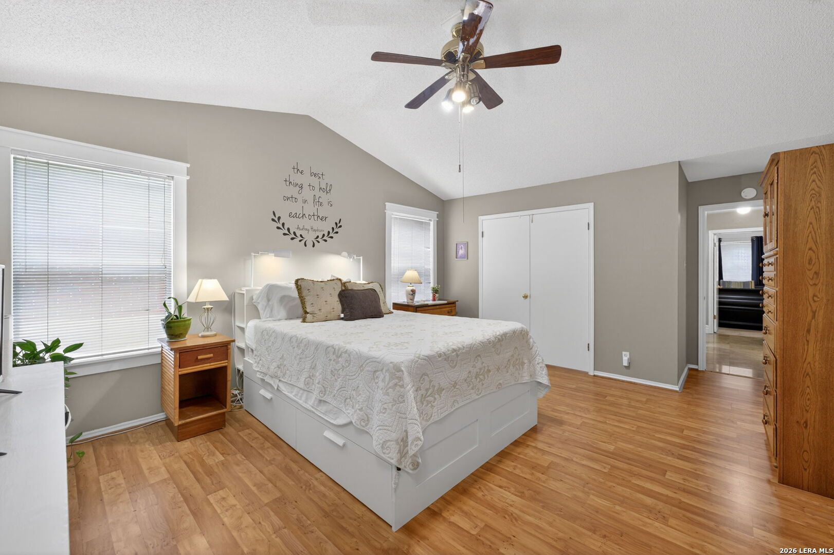 5763 Cedar Cove