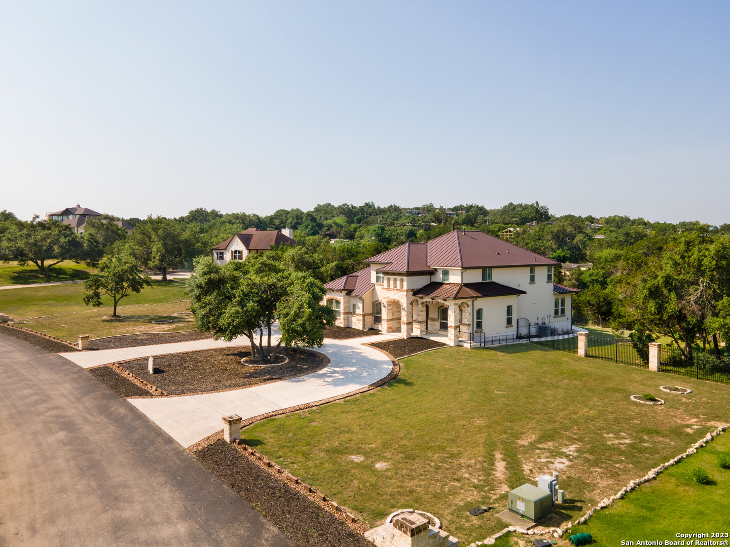 138 SCARLET CT