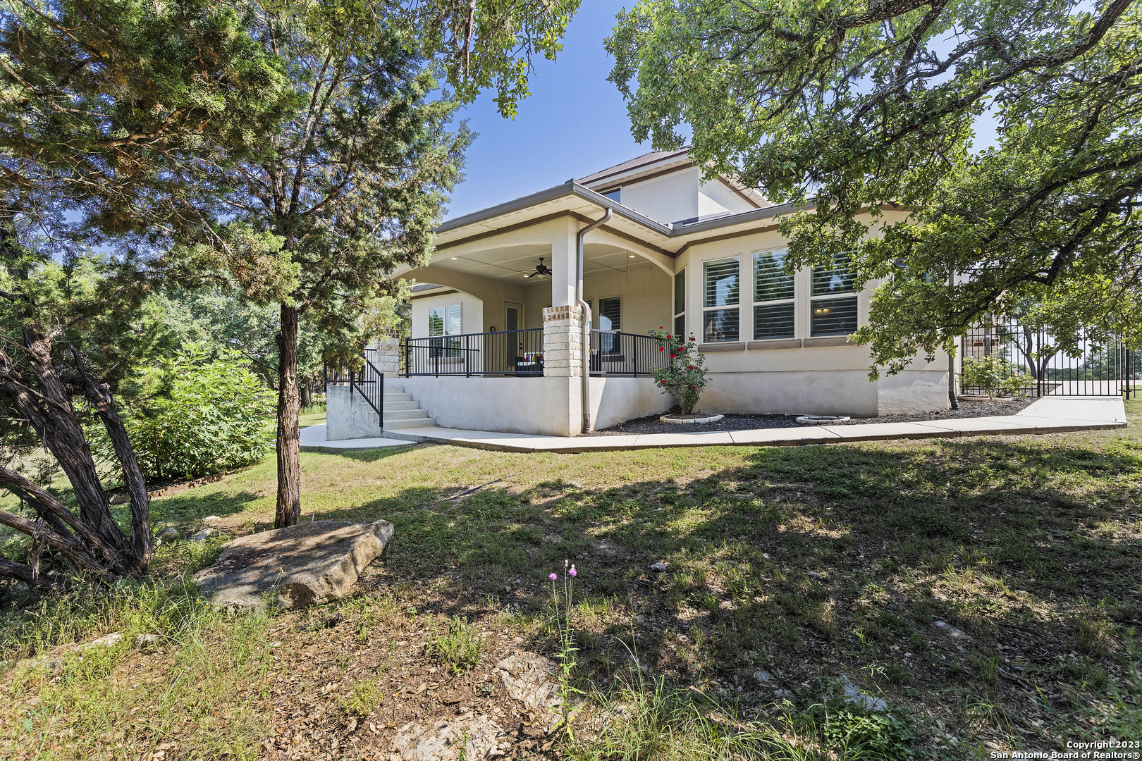 138 SCARLET CT