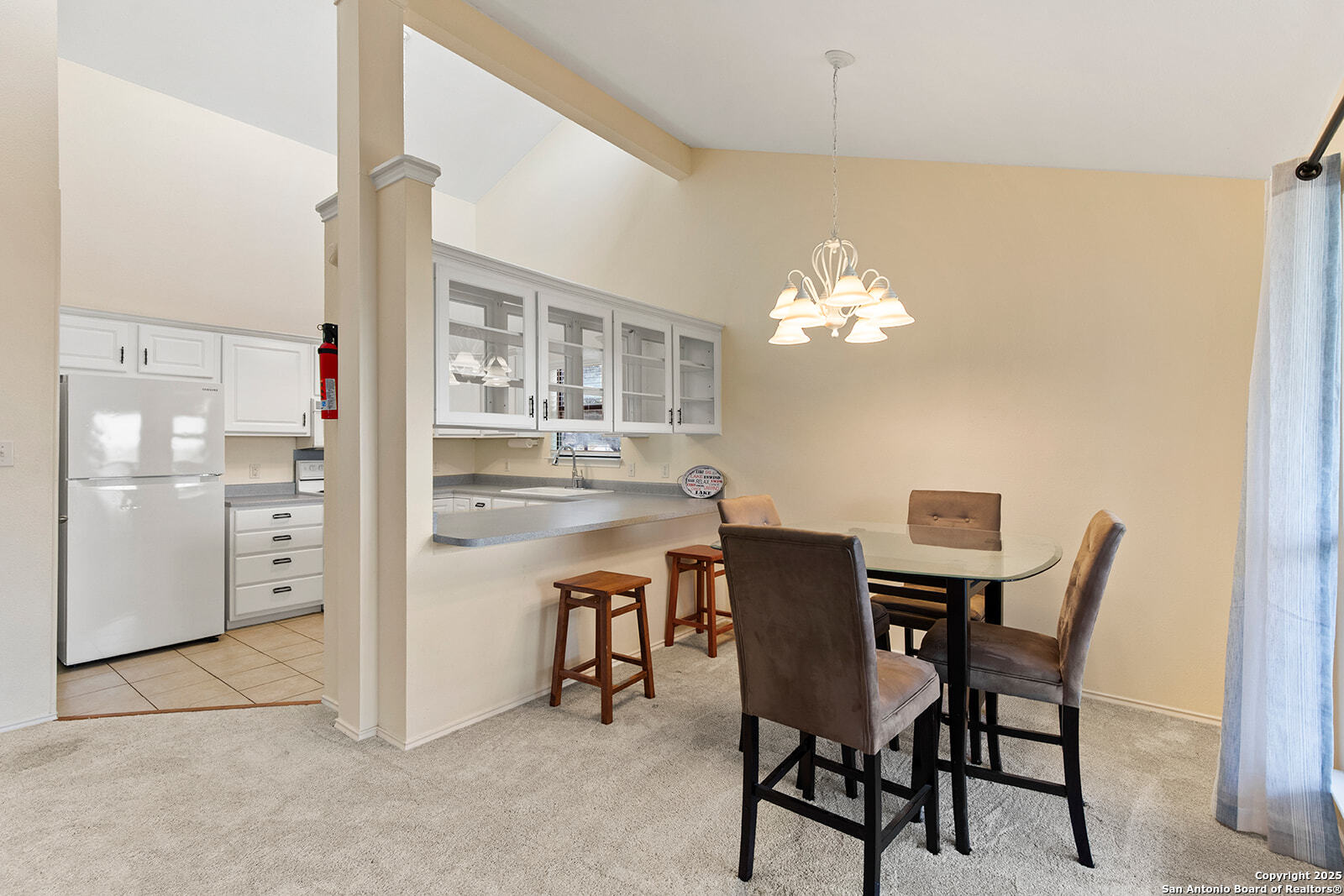 1021 Hillcrest Forest