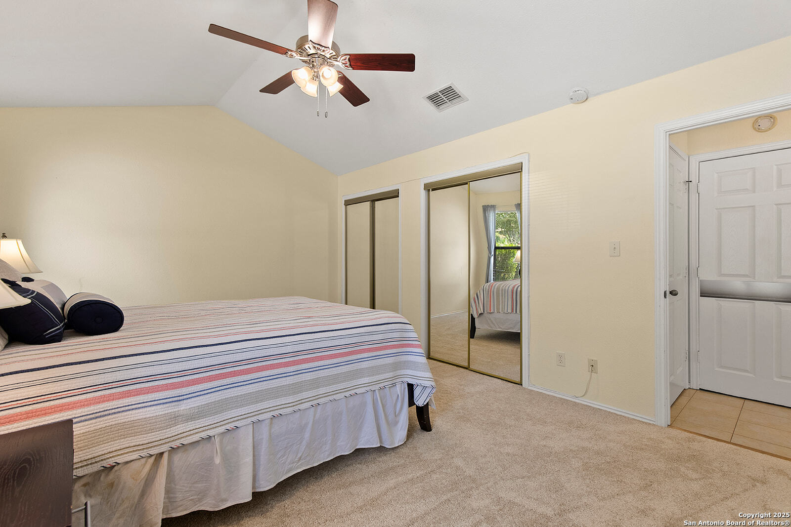 1021 Hillcrest Forest