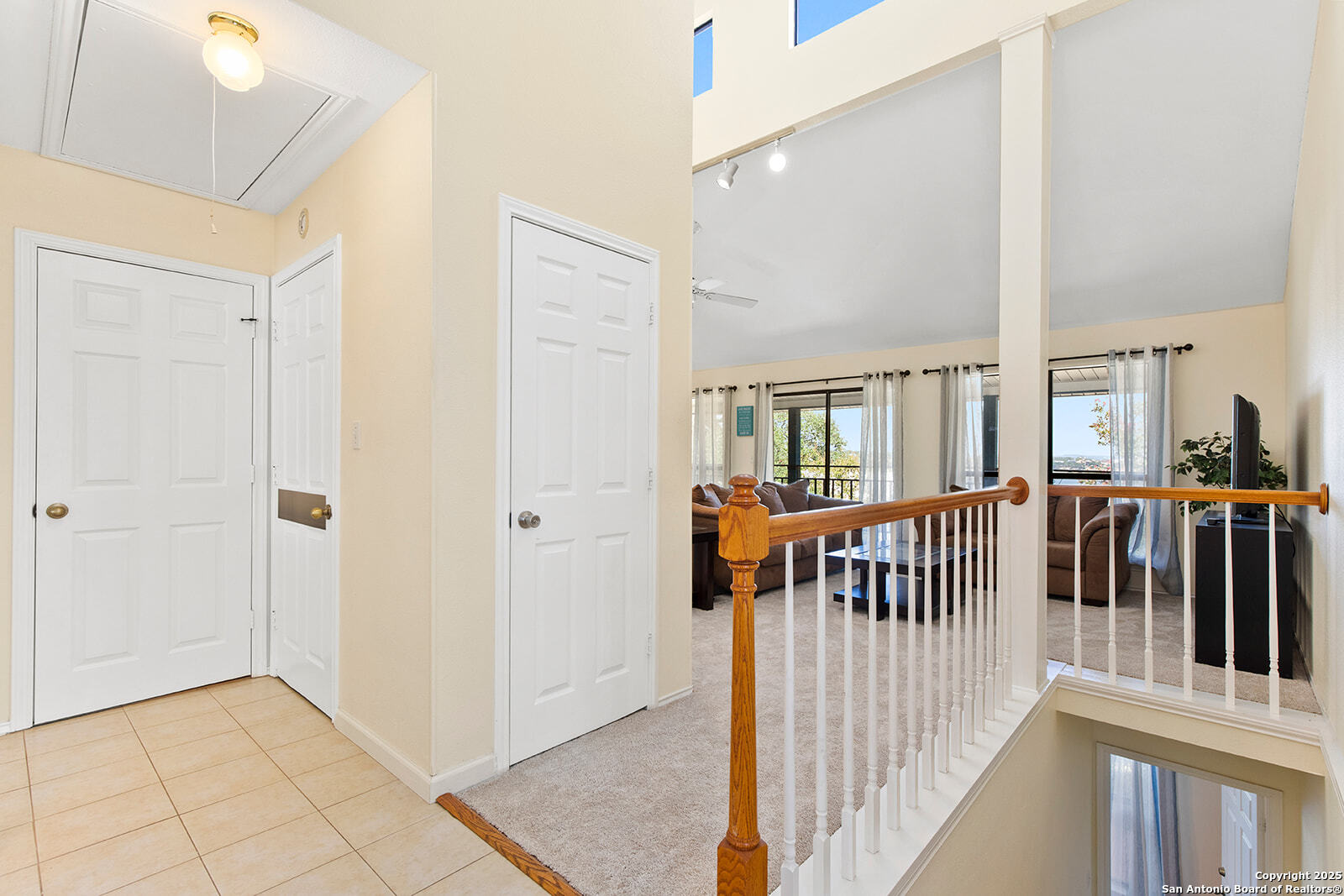 1021 Hillcrest Forest